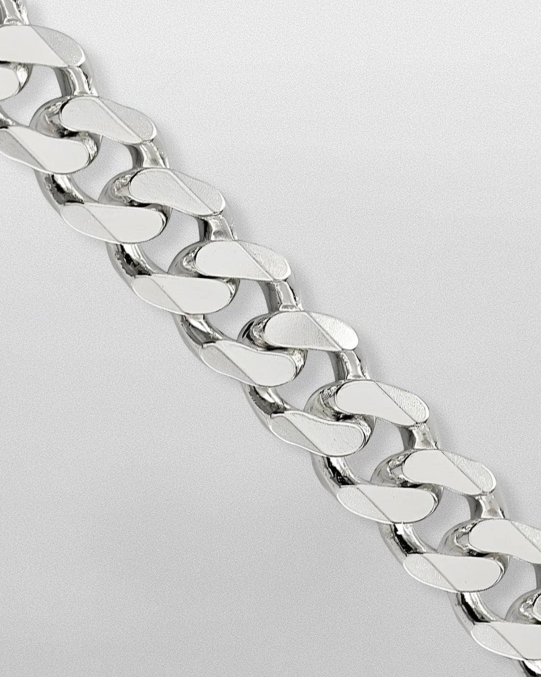 TRIAD ELEGANCE BRACELET SET