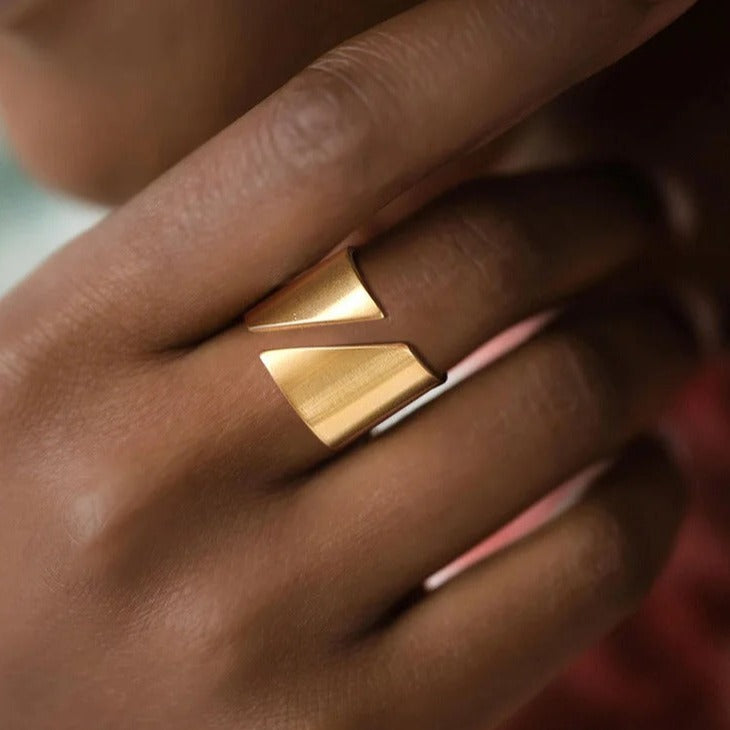 GOLDEN SPLIT RING