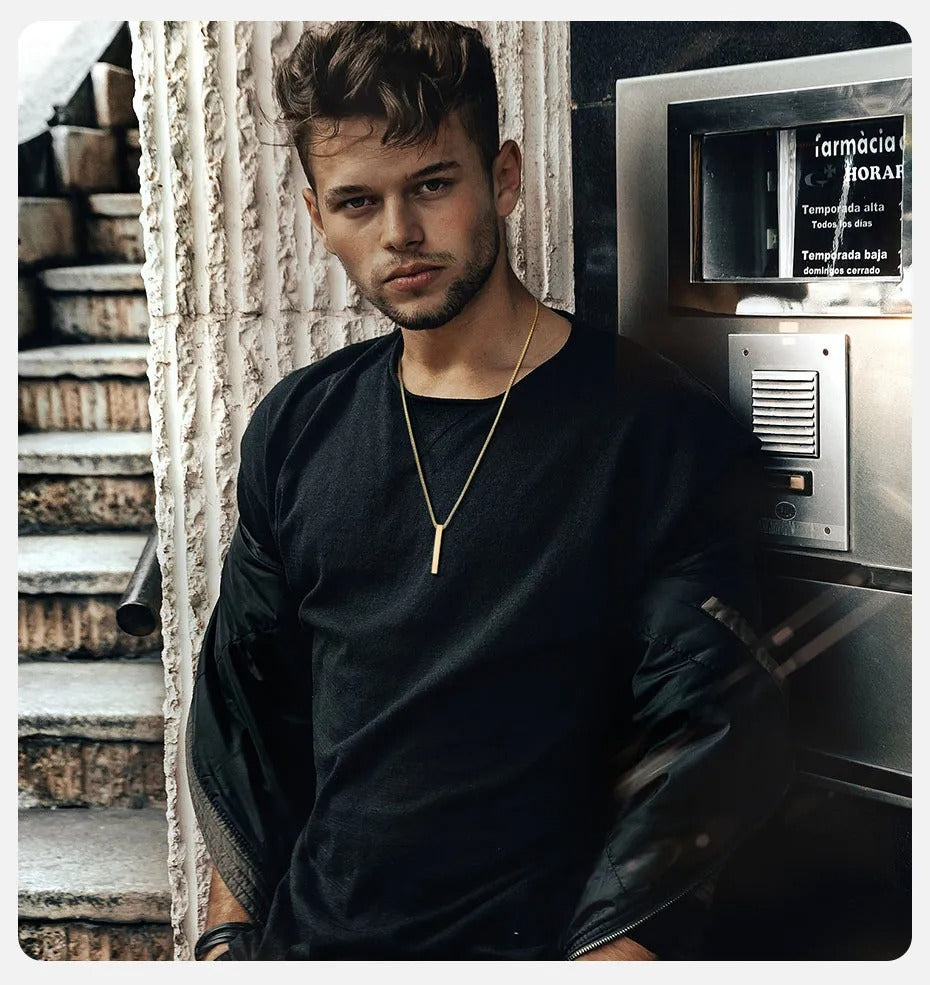 MINIMAL PENDANT NECKLACE