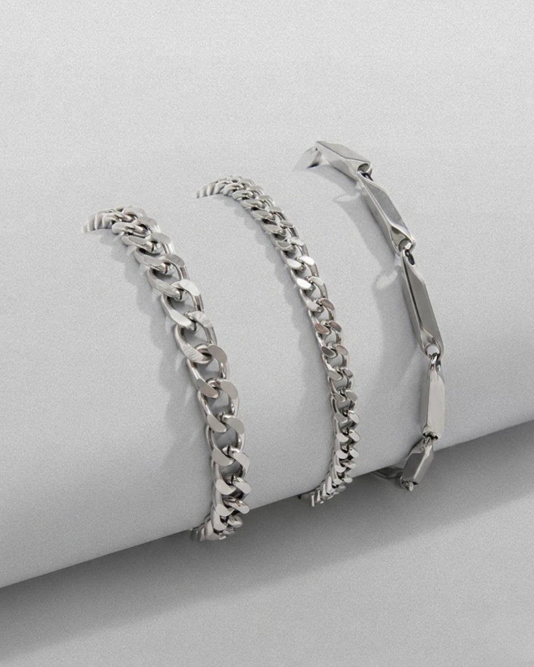 TRIAD ELEGANCE BRACELET SET